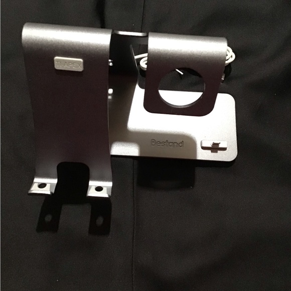 TI - Mingle 3 in 1 iPhone/IPad Apple Watch charging stand - Picture 2 of 3